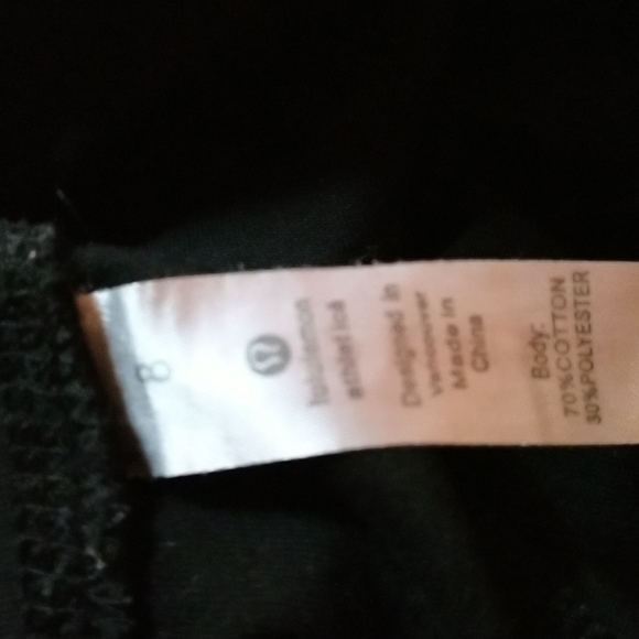 Lululemon capris - Picture 4 of 4